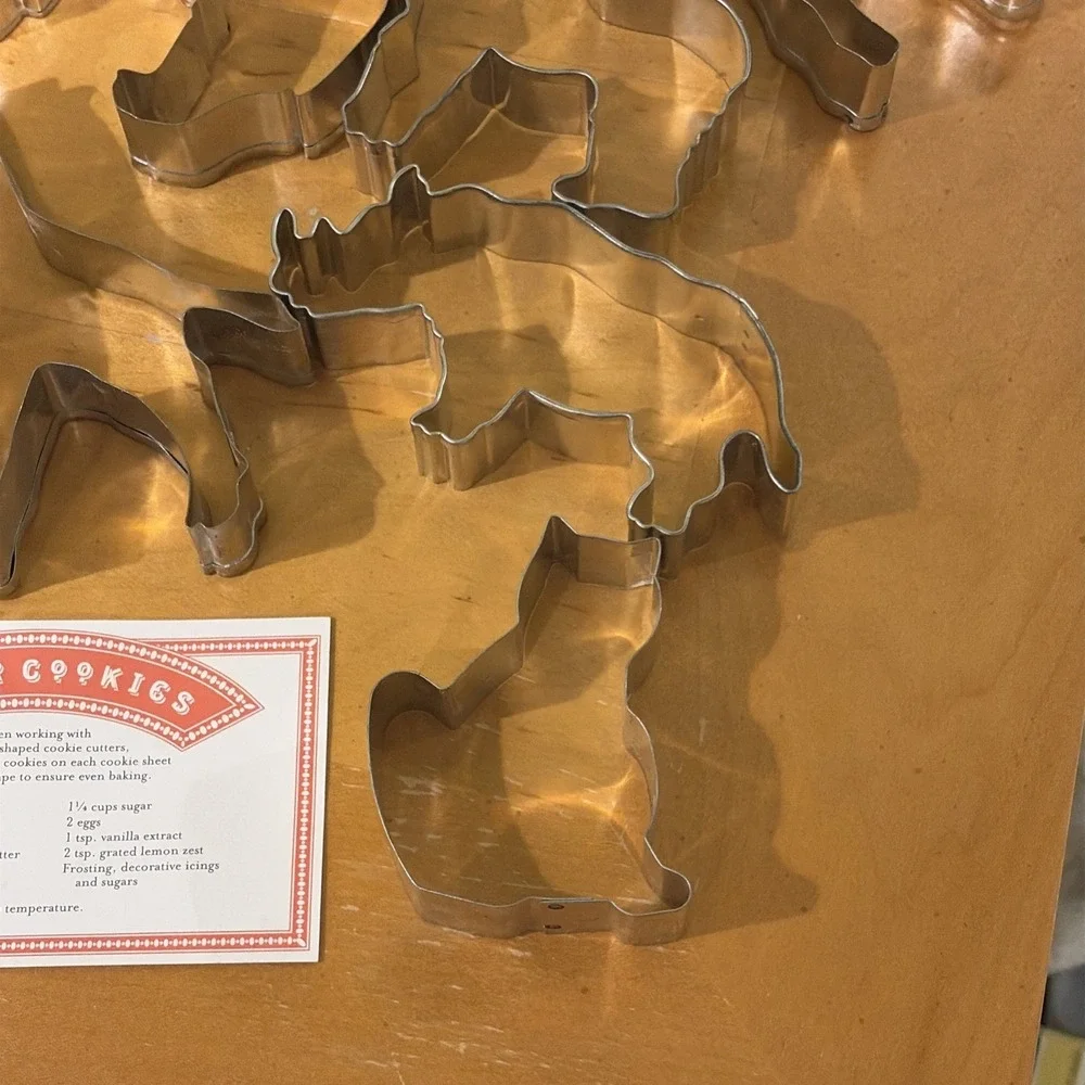 Williams & Sonoma  Animal Cookie Cutter Set 10 animals plus Extras